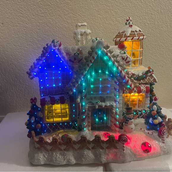 Festive Red and Green Holiday Decor Gingerbread House with...